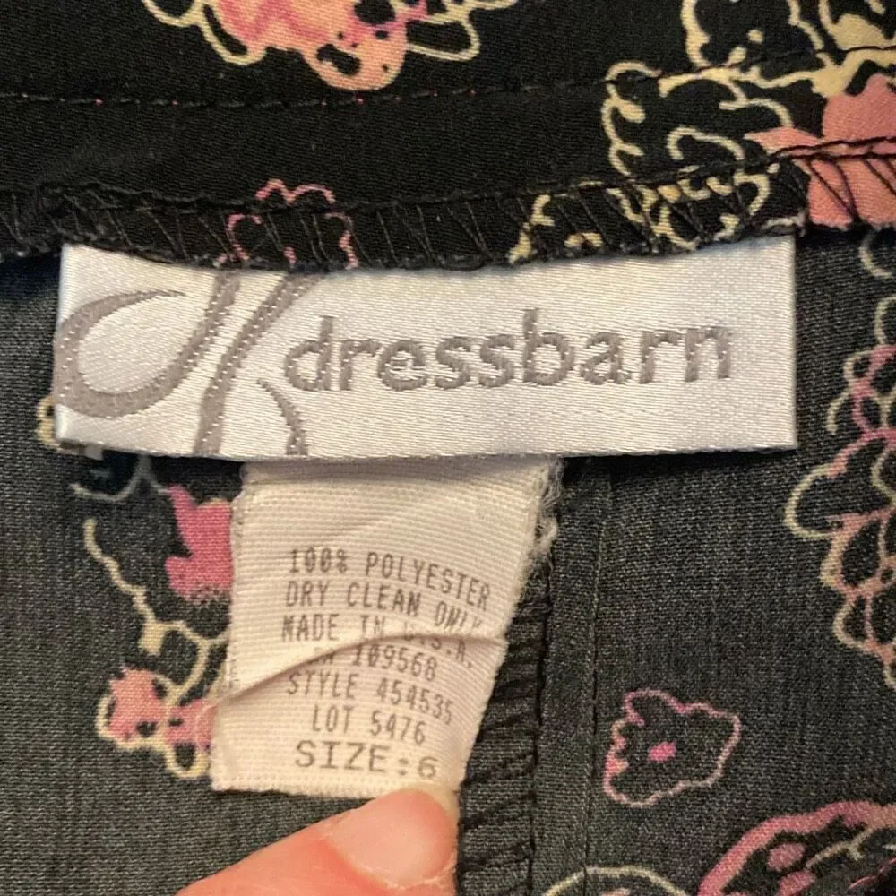 Dressbarn printed a-line skirt size 6